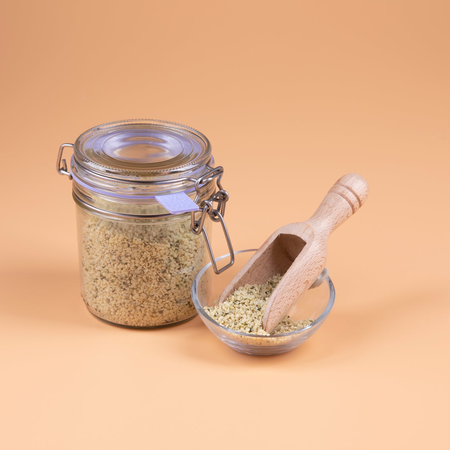 Bio hennepzaad, gepeld