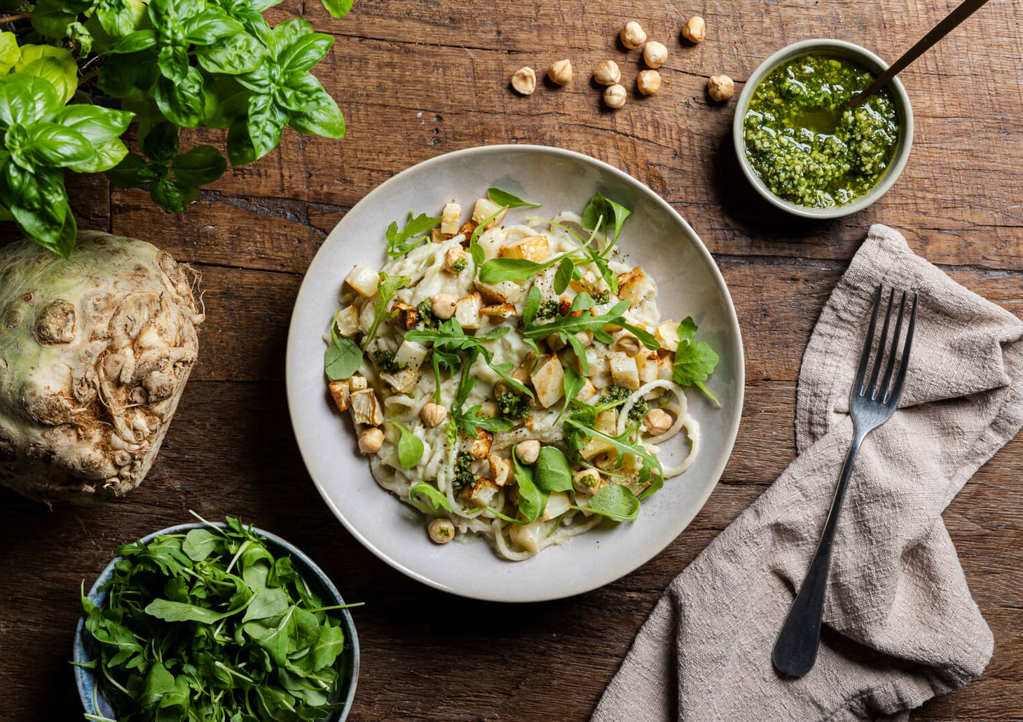 Pasta met knolselderij, walnoten en pesto Pieter Pot